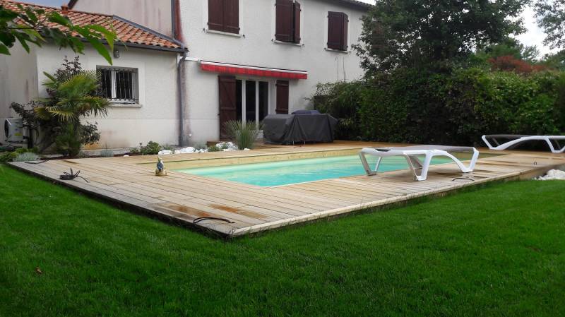 Création d'une terrasse bois pin autoclave classe 4 à Gujan-Mestras (33)