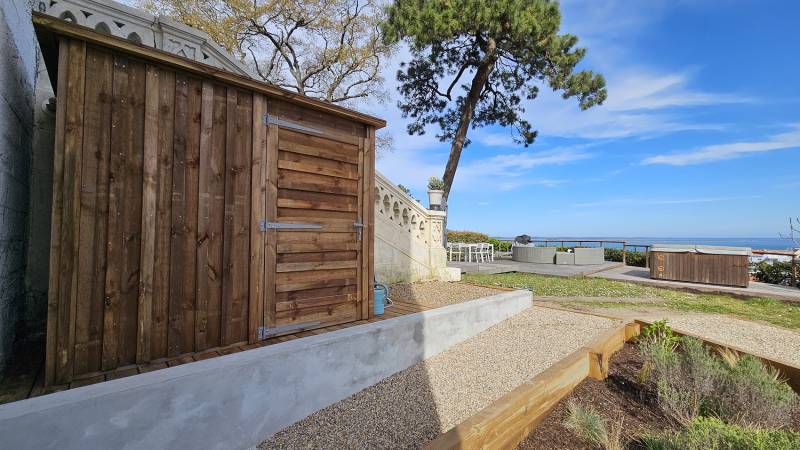 Réalisation d'un cabanon en bois sur mesure 